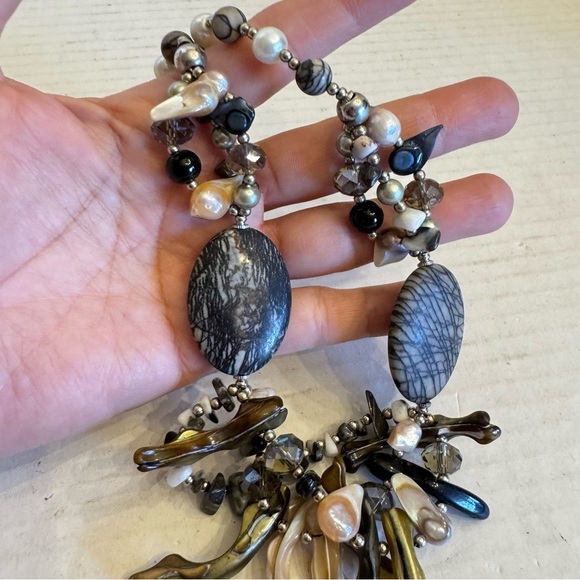 Natural Stones Necklace Abalone Shell, Zebra Jasper, Fresh Water Blister Pearls - Picture 14 of 16